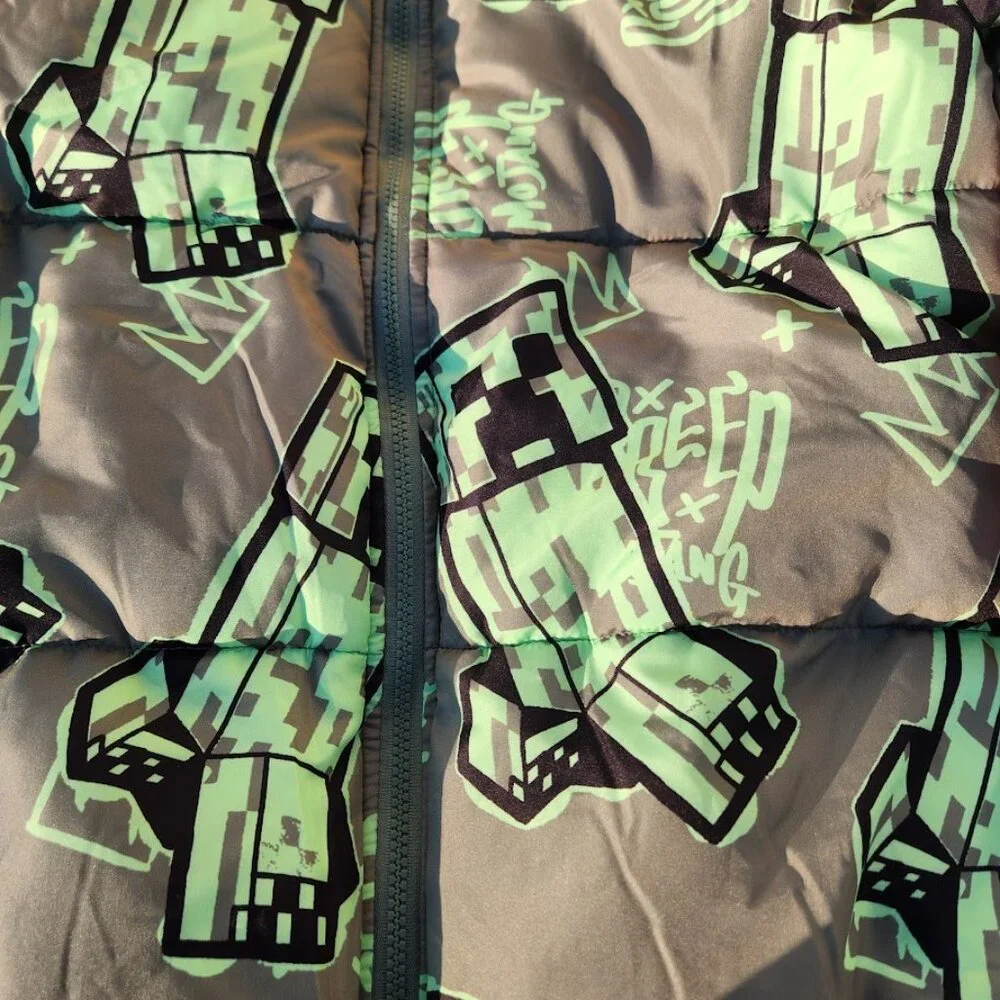 NEW Minecraft Boys Creeper Zip Puffer Jacket Lightweight Size 14 Zippered Size: